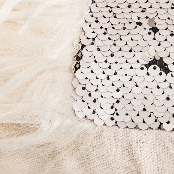 🆕 Set of 2 White Fur and Sequin Decorative Pillow Covers - Picture 2 of 6